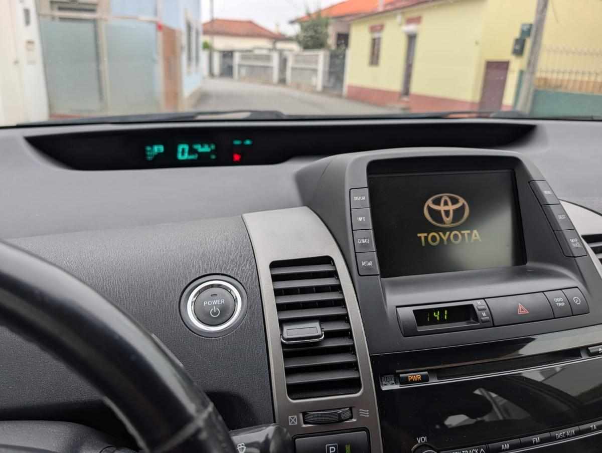 toyota-prius-1-5-vvt-i-2008-gasolina-1496cc