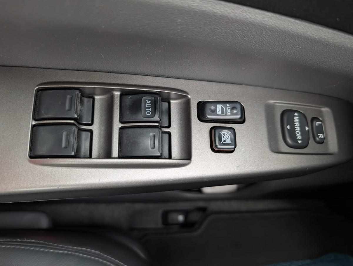 toyota-prius-1-5-vvt-i-2008-gasolina-1496cc