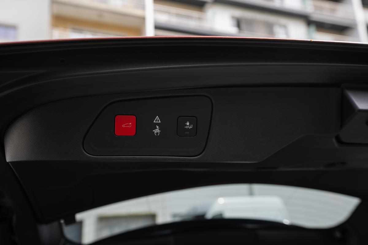 peugeot-3008-2-0-bluehdi-2018-diesel-1997cc