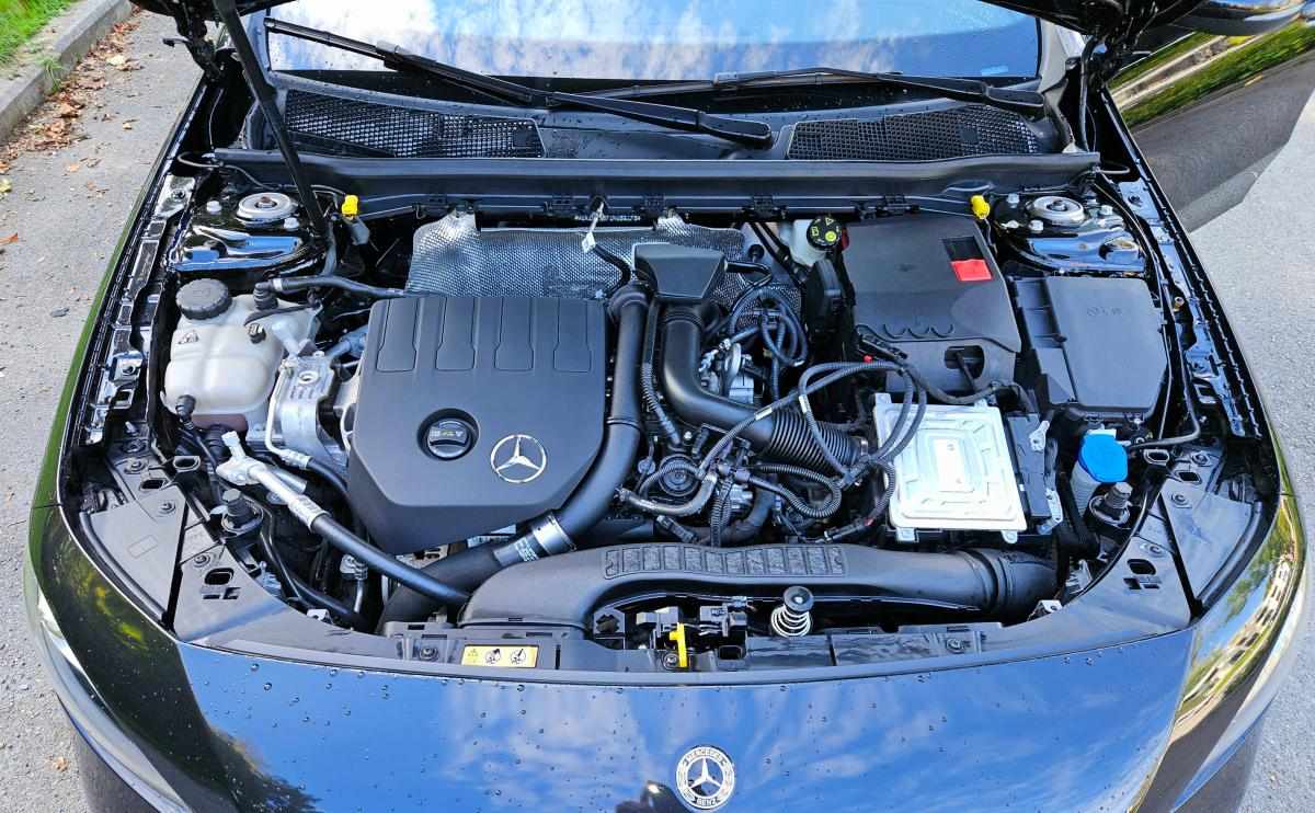 mercedes-benz-classe-a-a-200-2020-gasolina-1332cc