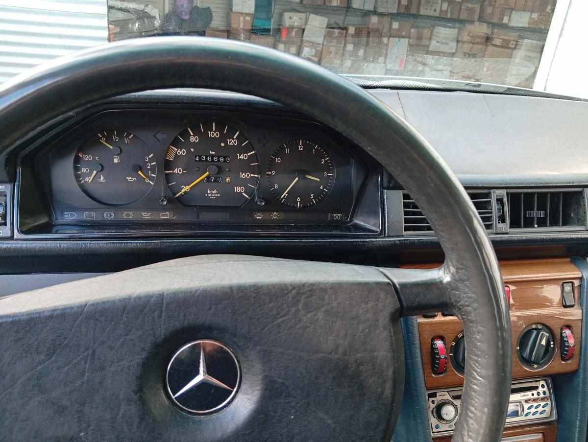 mercedes-benz-classe-e-e-200-d-1987-diesel-1997cc