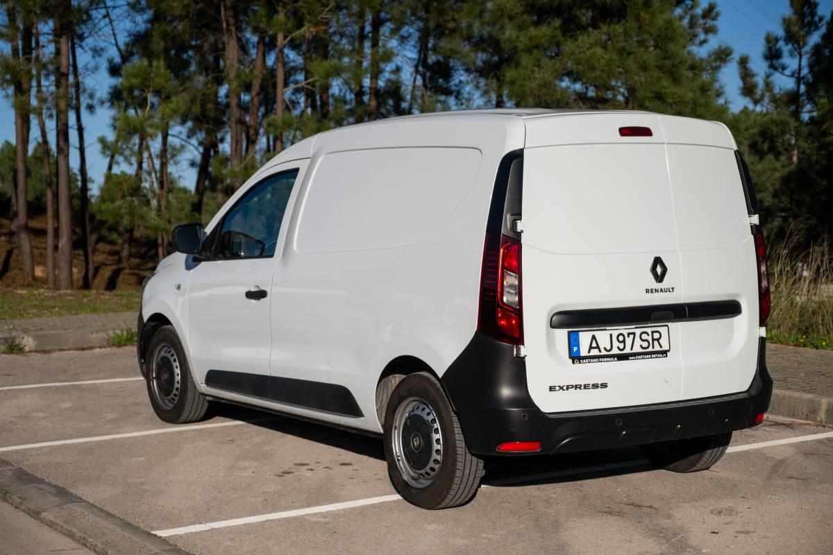 renault-express-1-5-95cv-2021-diesel-1461cc