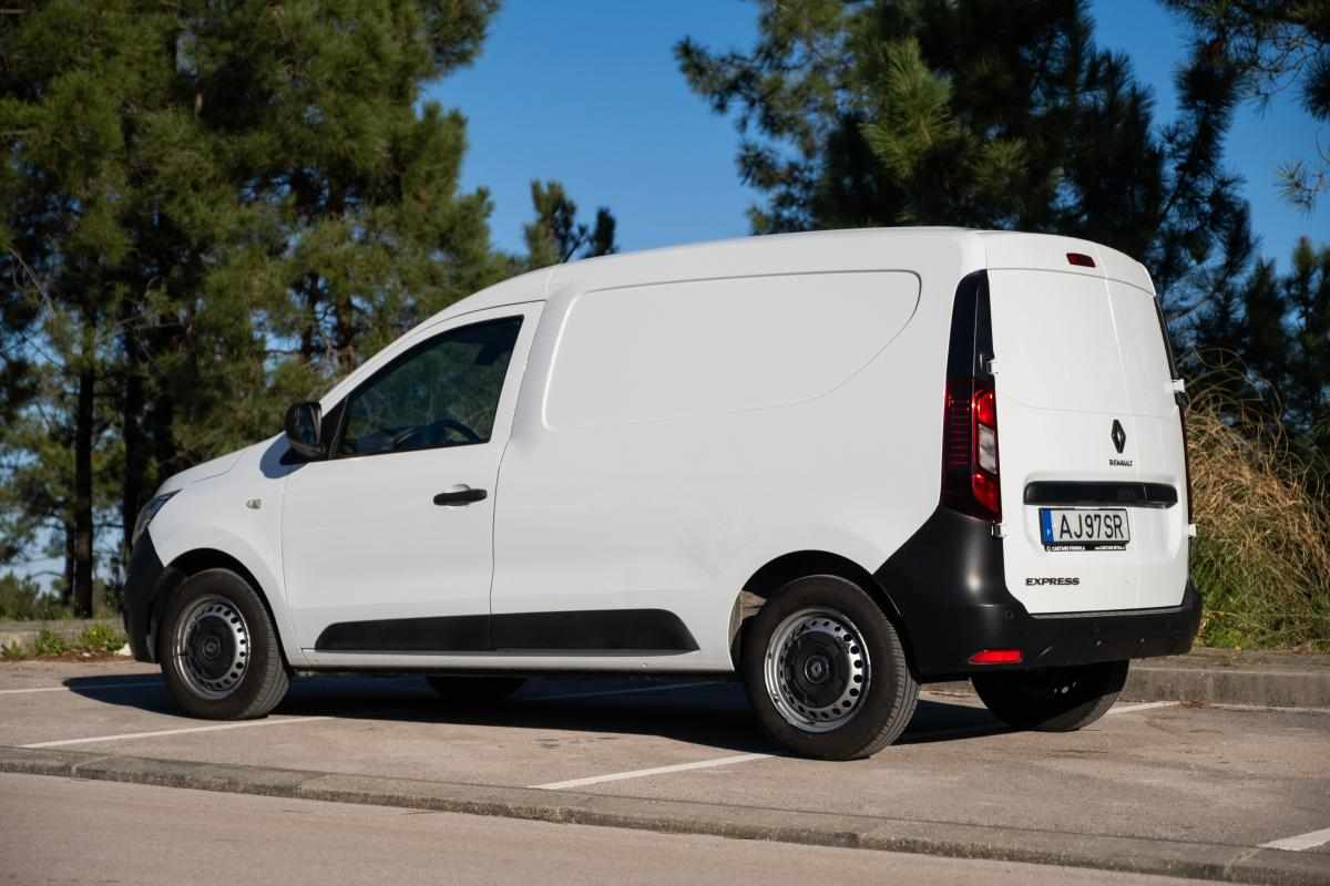renault-express-1-5-95cv-2021-diesel-1461cc