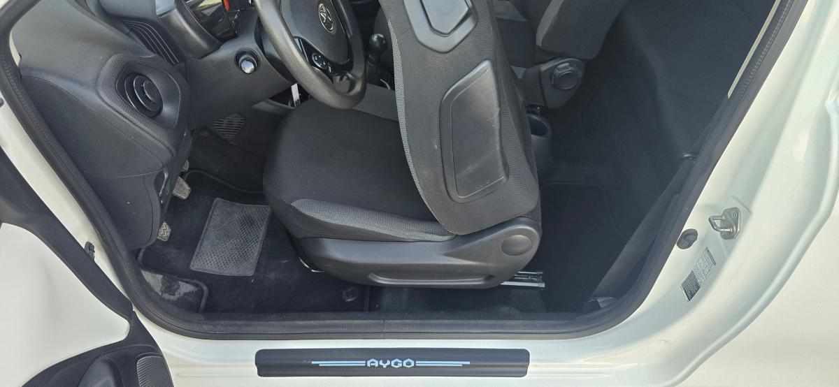 toyota-aygo-1-0-vvt-i-2017-gasolina-998cc