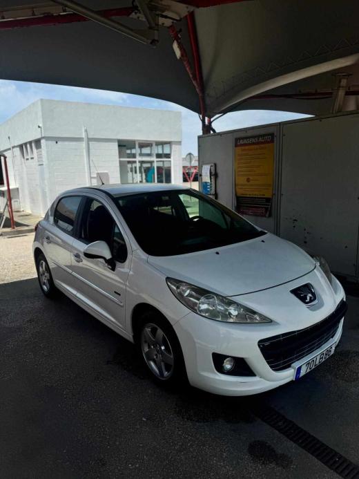 peugeot-207-1-4-hdi-2010-diesel-1398cc