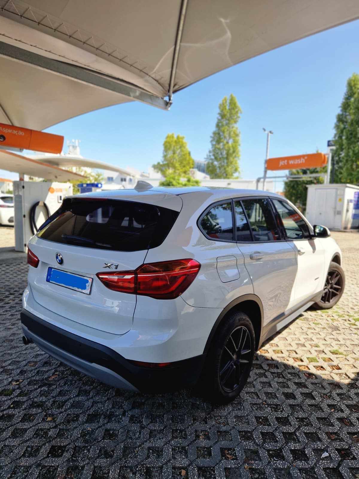 bmw-x1-sdrive18d-2017-diesel-1995cc