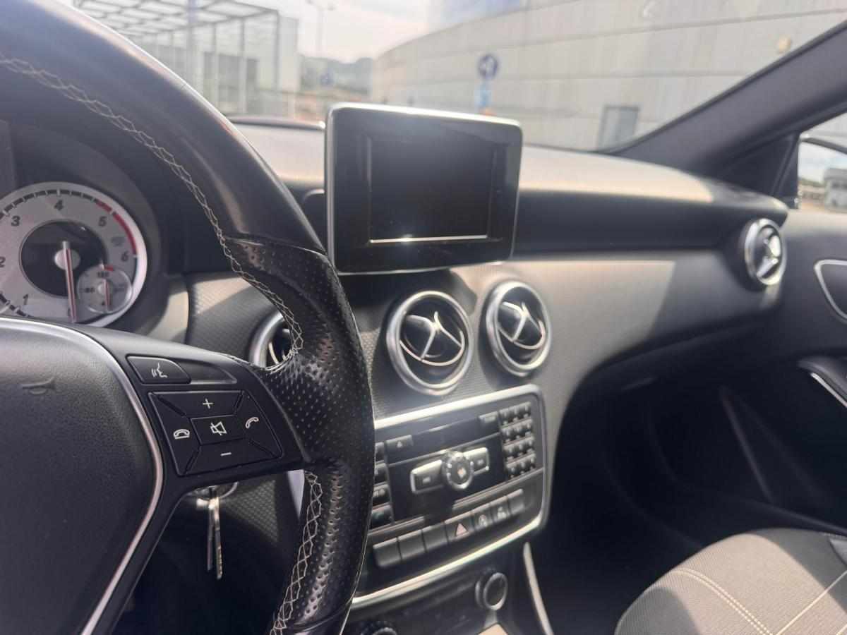 mercedes-benz-classe-a-a-180-cdi-blueefficiency-2015-diesel-1461cc