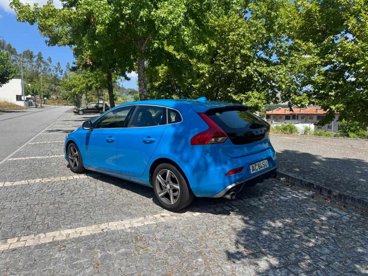 volvo-v40-1-6-d2-2014-diesel-1560cc