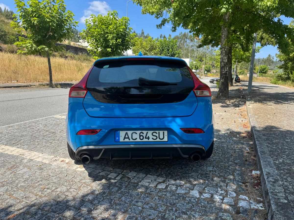 volvo-v40-1-6-d2-2014-diesel-1560cc