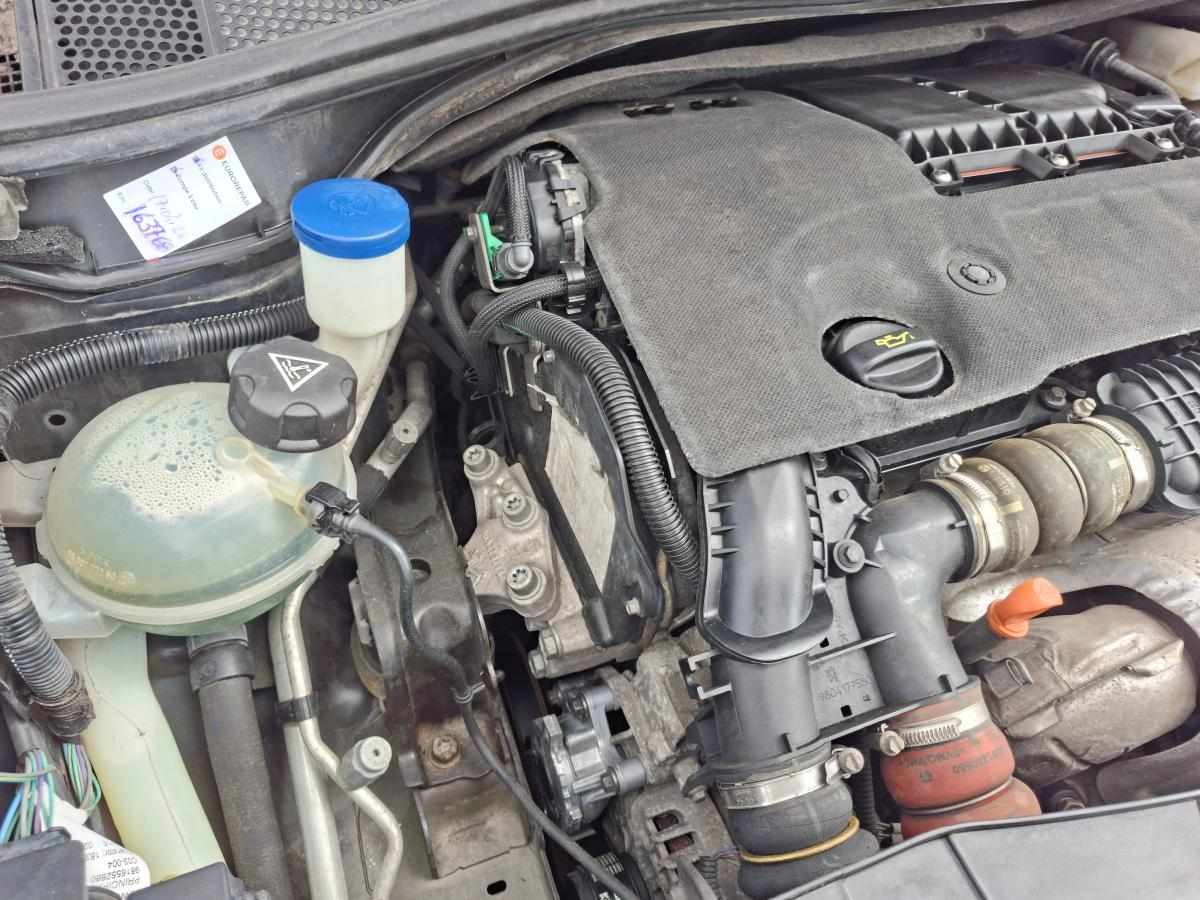 citroen-c4-cactus-1-6-bluehdi-2016-diesel-1560cc