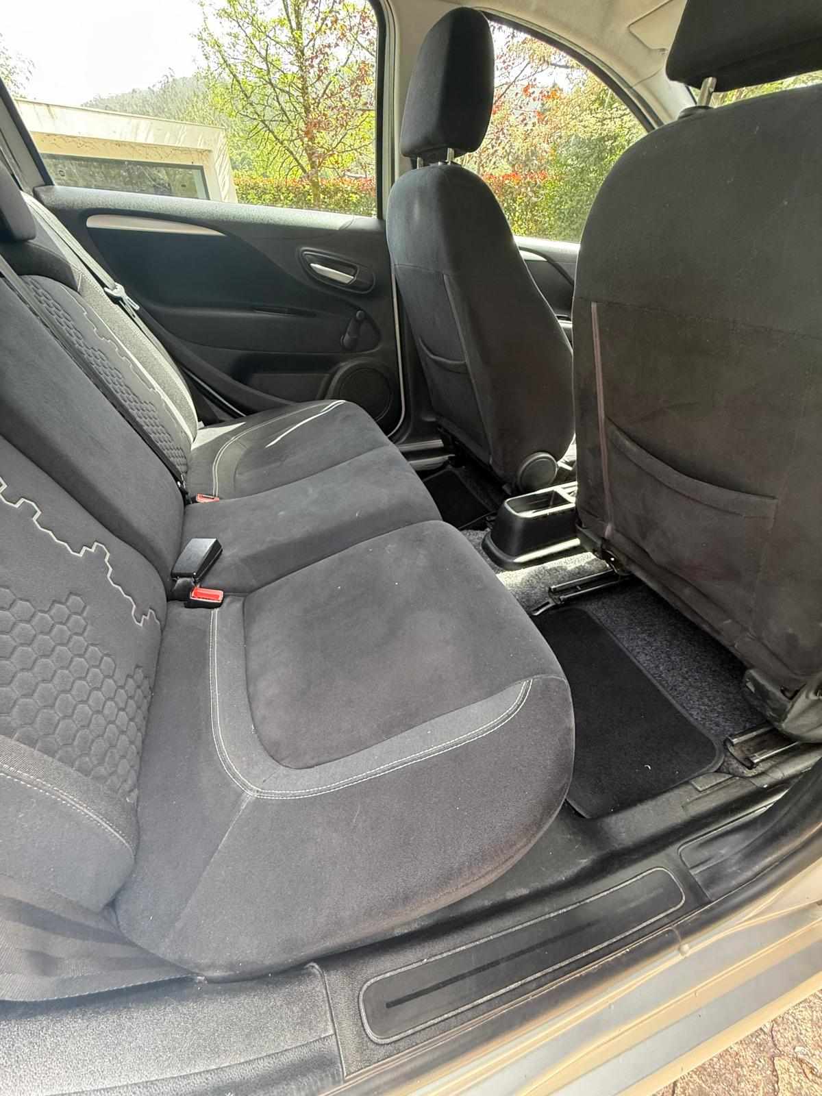 fiat-punto-1-3-multijet-2015-diesel-1248cc