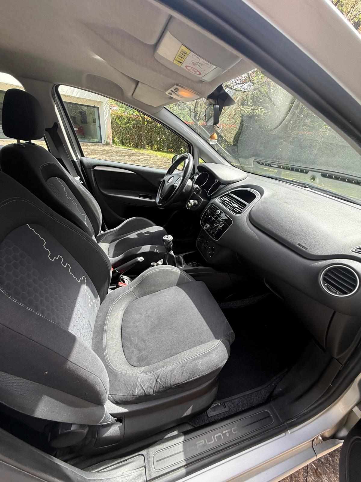 fiat-punto-1-3-multijet-2015-diesel-1248cc