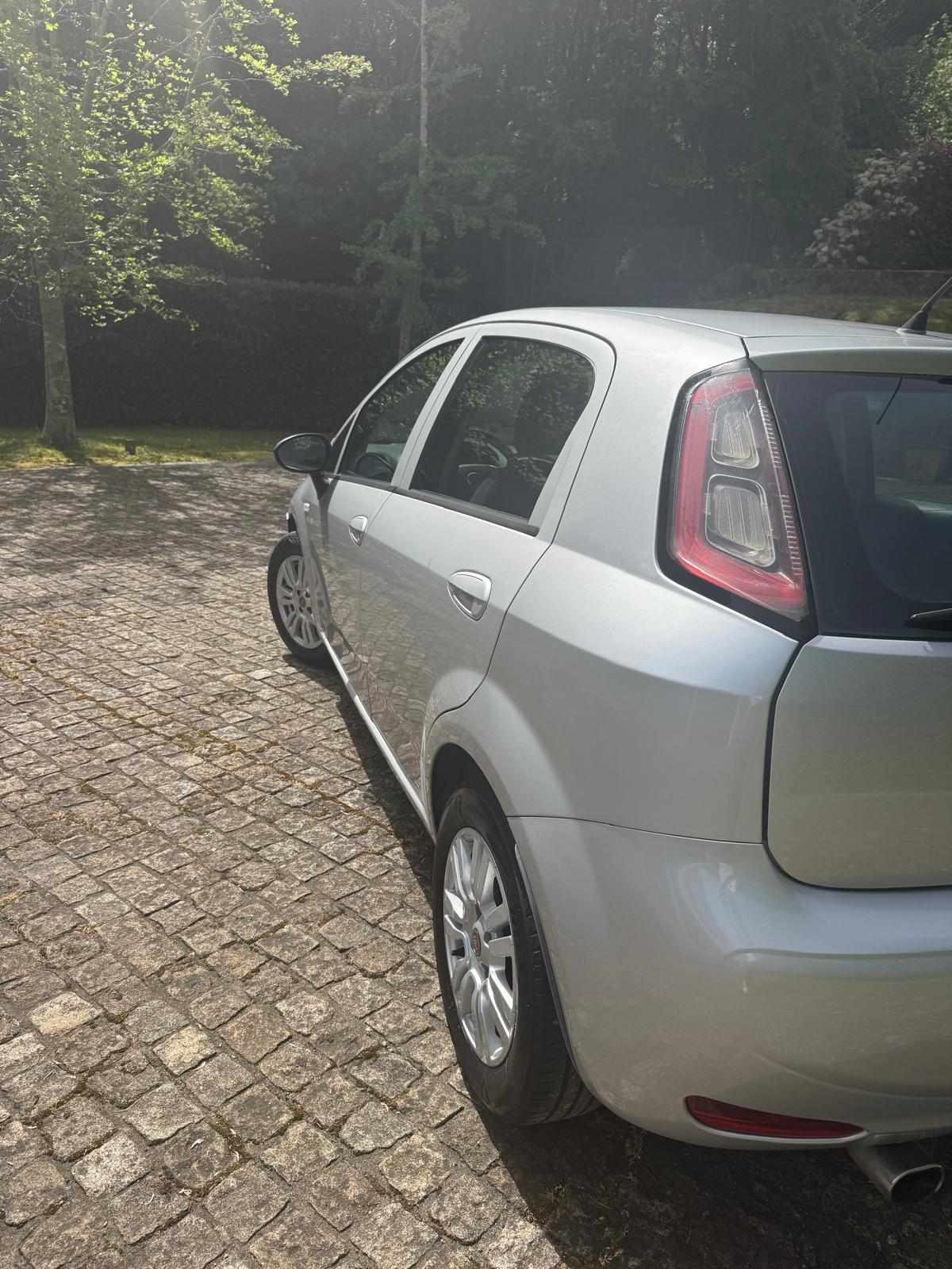 fiat-punto-1-3-multijet-2015-diesel-1248cc