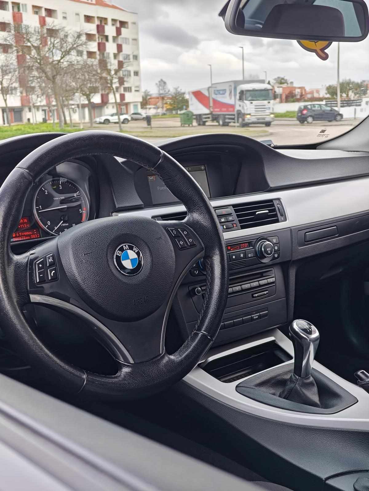 bmw-serie-3-320d-coupe-2008-diesel-1995cc