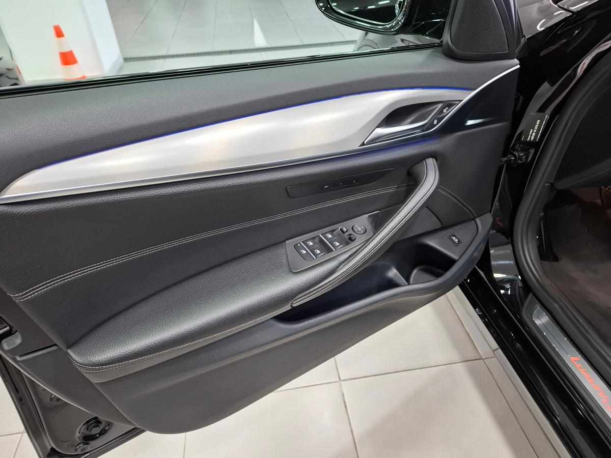 bmw-serie-5-520d-sedan-2018-diesel-1995cc