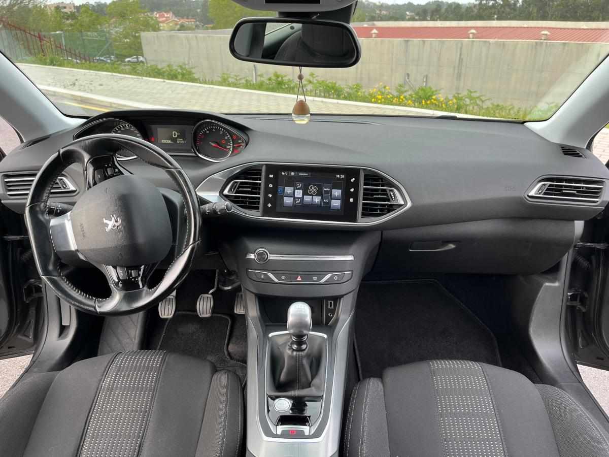 peugeot-308-1-2-e-thp-2017-gasolina-1200cc