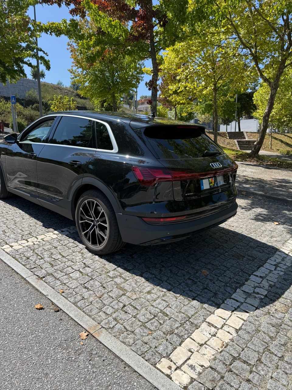 audi-e-tron-2021-eletrico