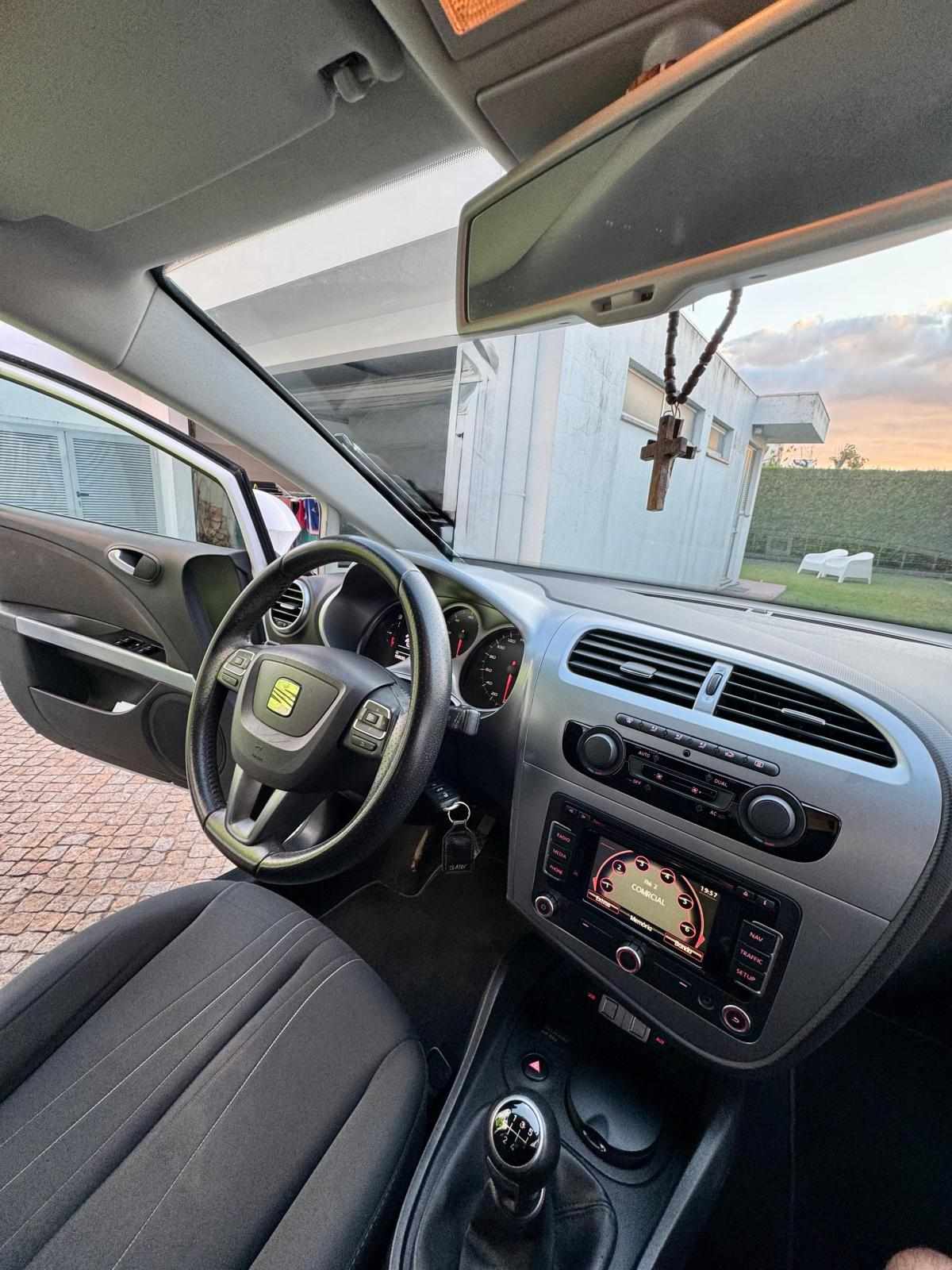 seat-leon-1-6-tdi-2012-diesel-1598cc