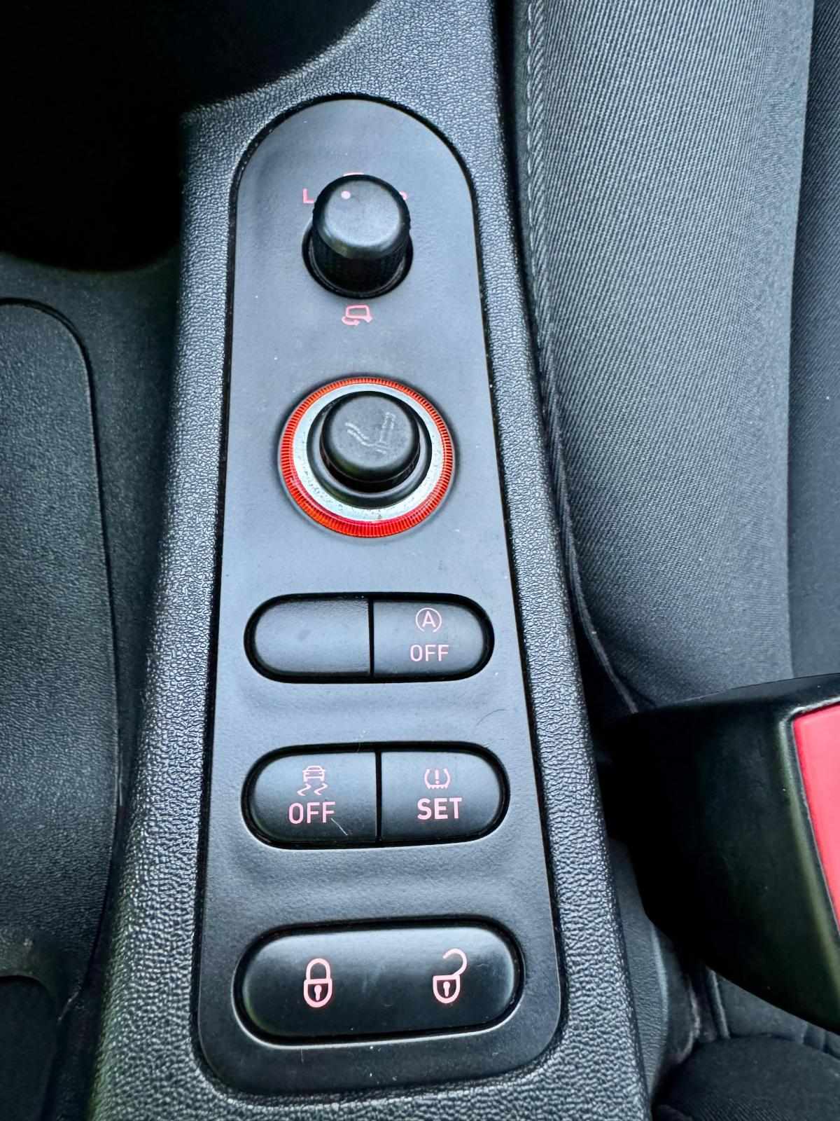 seat-leon-1-6-tdi-2012-diesel-1598cc