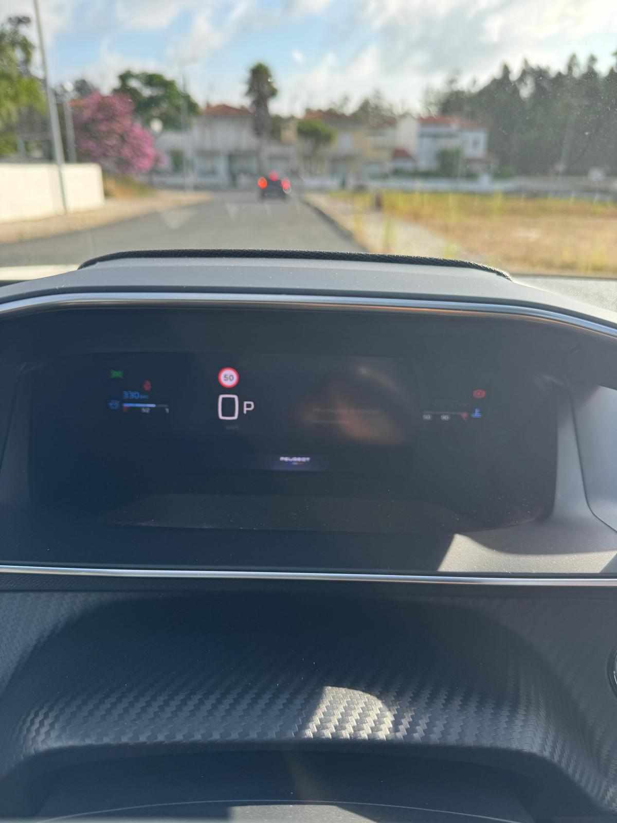 peugeot-2008-1-2-puretech-2024-gasolina-1199cc