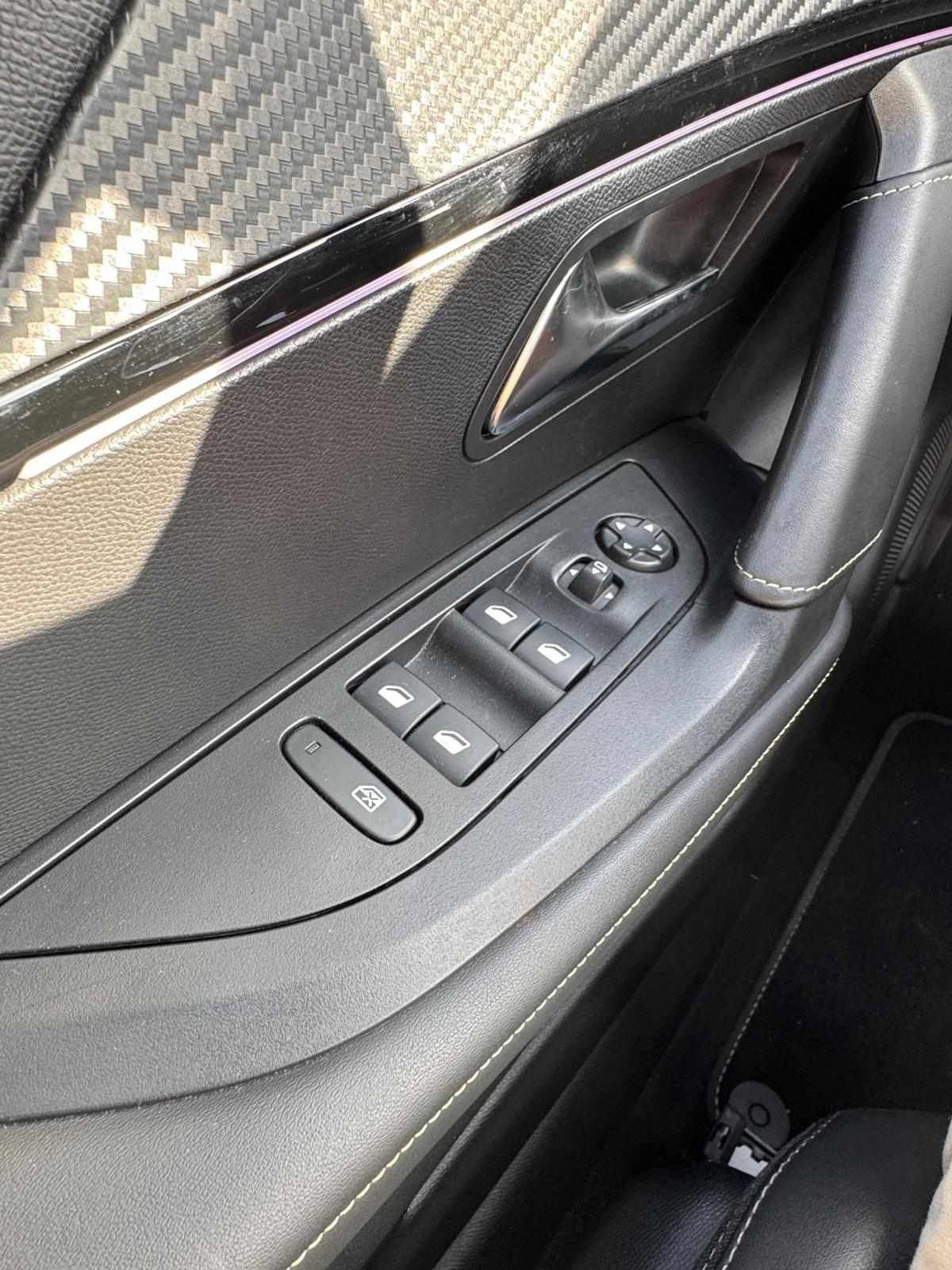 peugeot-2008-1-2-puretech-2024-gasolina-1199cc