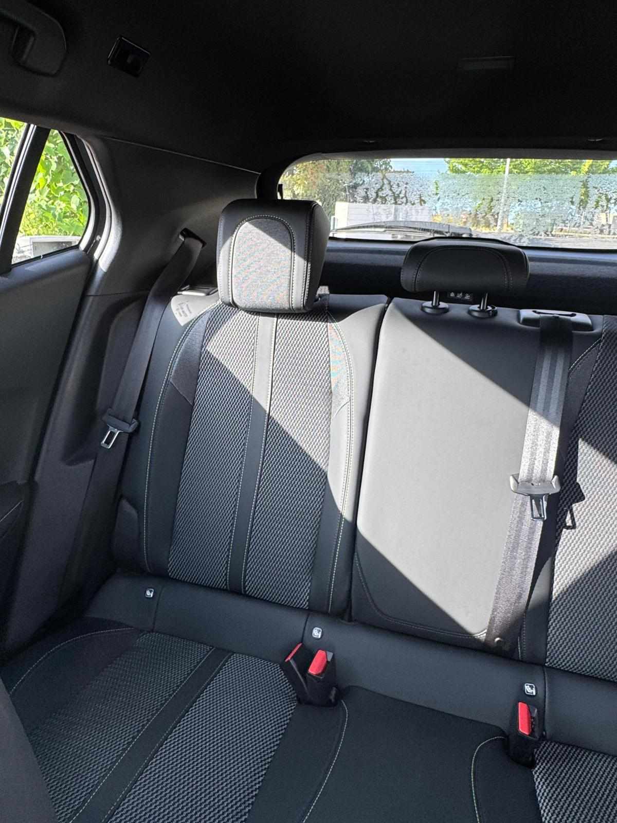 peugeot-2008-1-2-puretech-2024-gasolina-1199cc