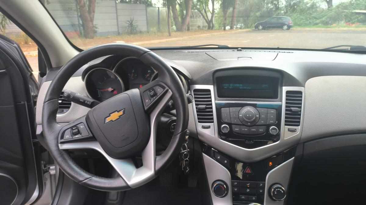 chevrolet-cruze-1-6-2011-gasolina-1598cc
