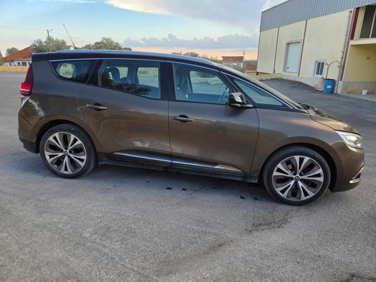 renault-scenic-1-5-dci-2018-diesel-1461cc