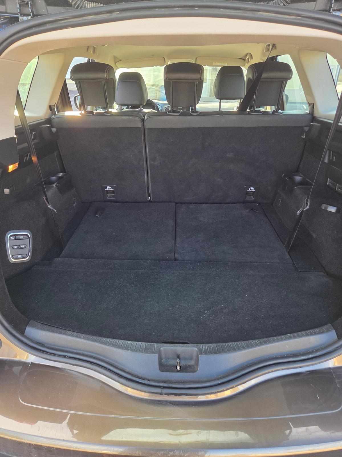 renault-scenic-1-5-dci-2018-diesel-1461cc