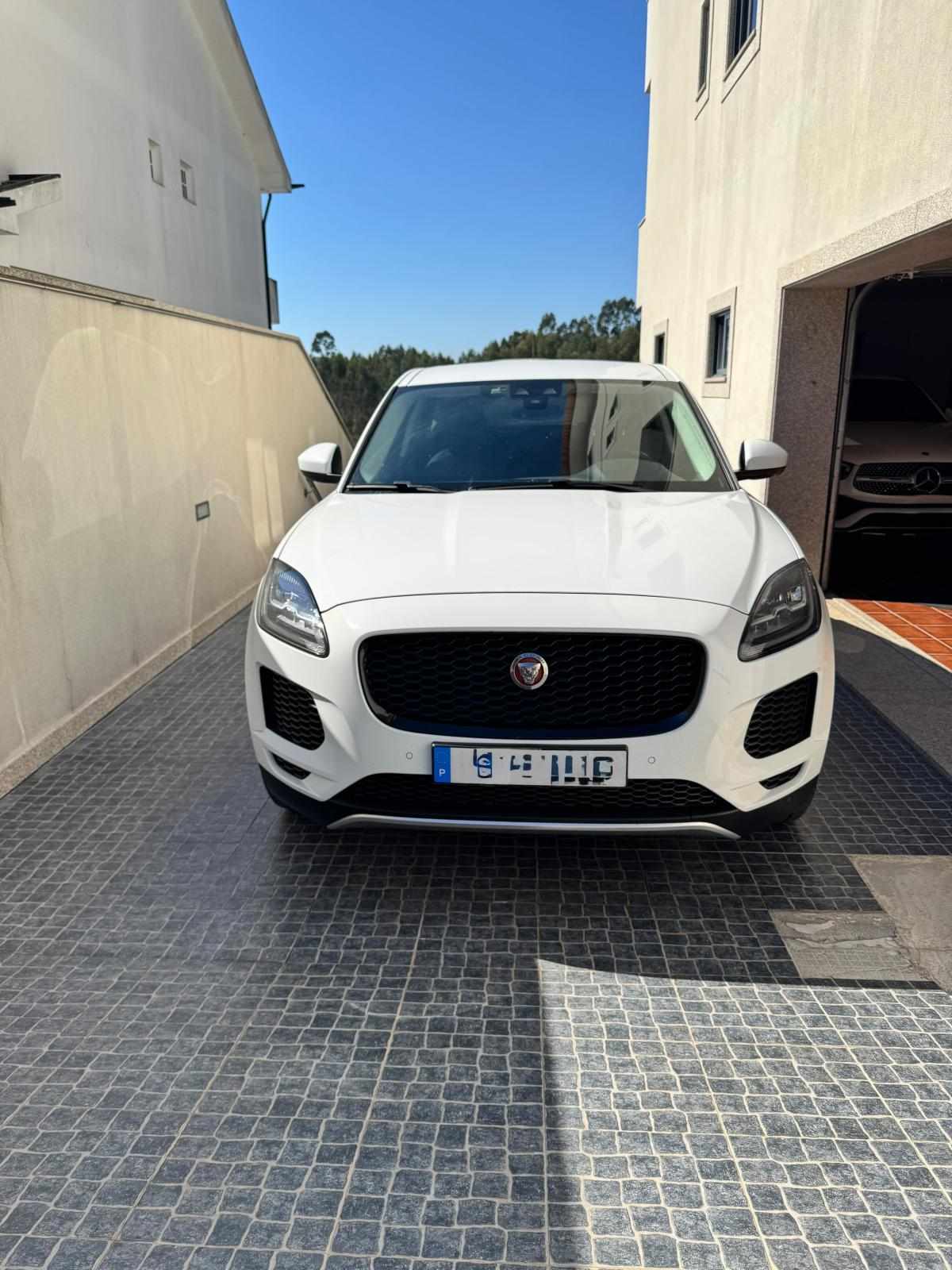 jaguar-e-pace-d150-2-0-awd-2018-diesel-1999cc