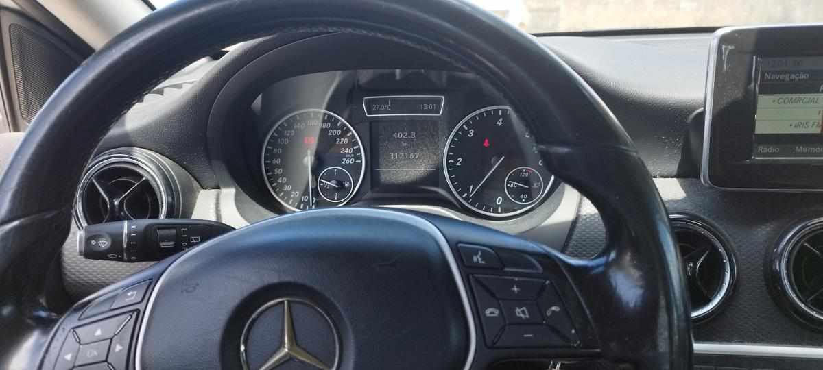 mercedes-benz-classe-a-a-180-cdi-blueefficiency-2013-diesel-1461cc