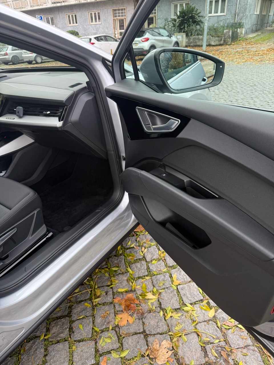 audi-q4-e-tron-40-e-tron-2023-eletrico