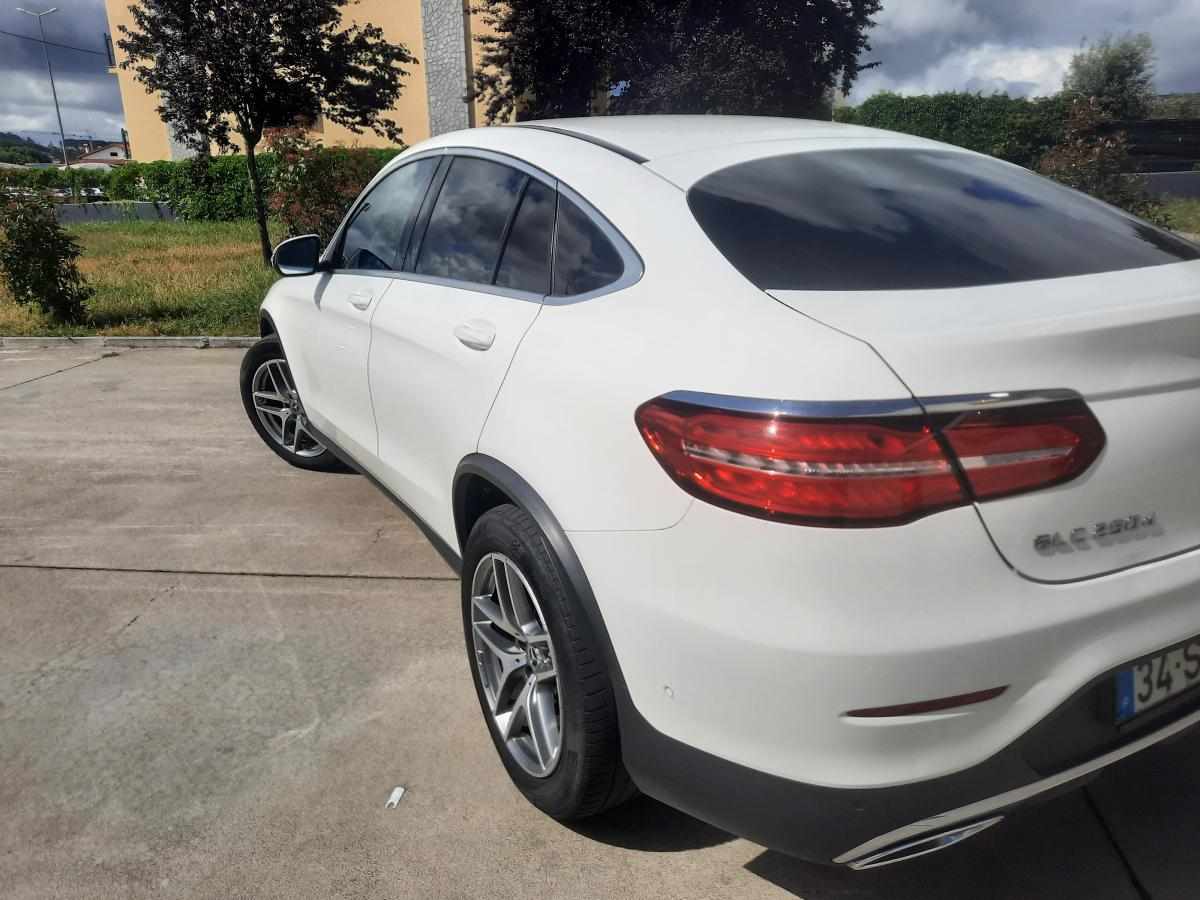 mercedes-benz-glc-250-d-4matic-2017-diesel-2143cc