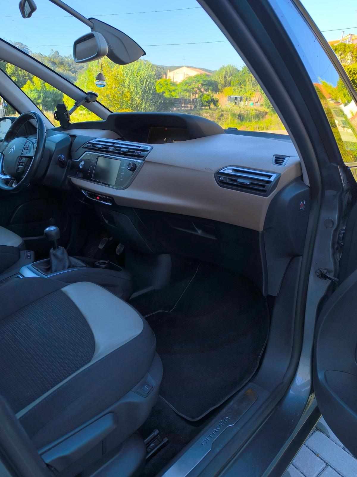 citroen-c4-picasso-1-6-hdi-2013-diesel-1560cc