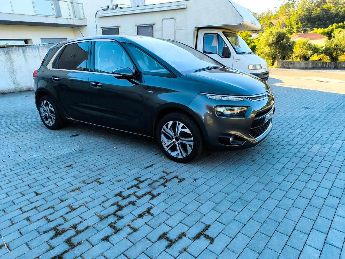 citroen-c4-picasso-1-6-hdi-2013-diesel-1560cc