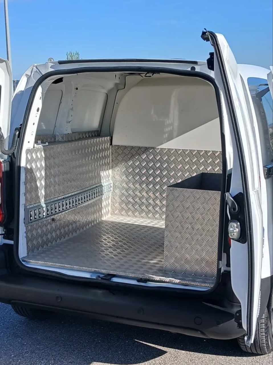 citroen-berlingo-1-6-blue-hdi-2018-diesel-1600cc