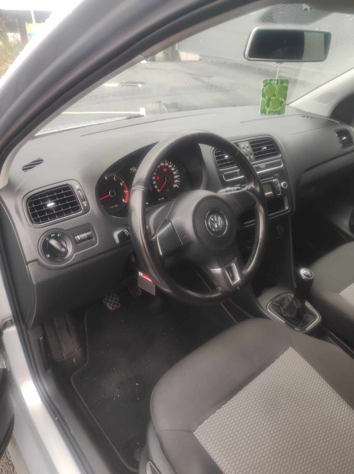 volkswagen-polo-1-2-2010-gasolina-1198cc