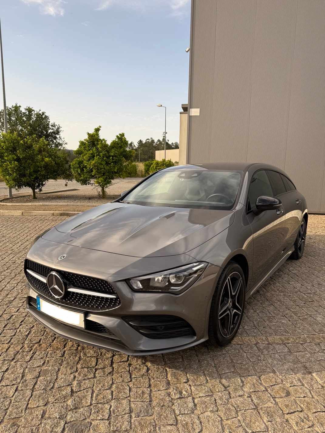 mercedes-benz-cla-250-e-2022-gasolina-1332cc