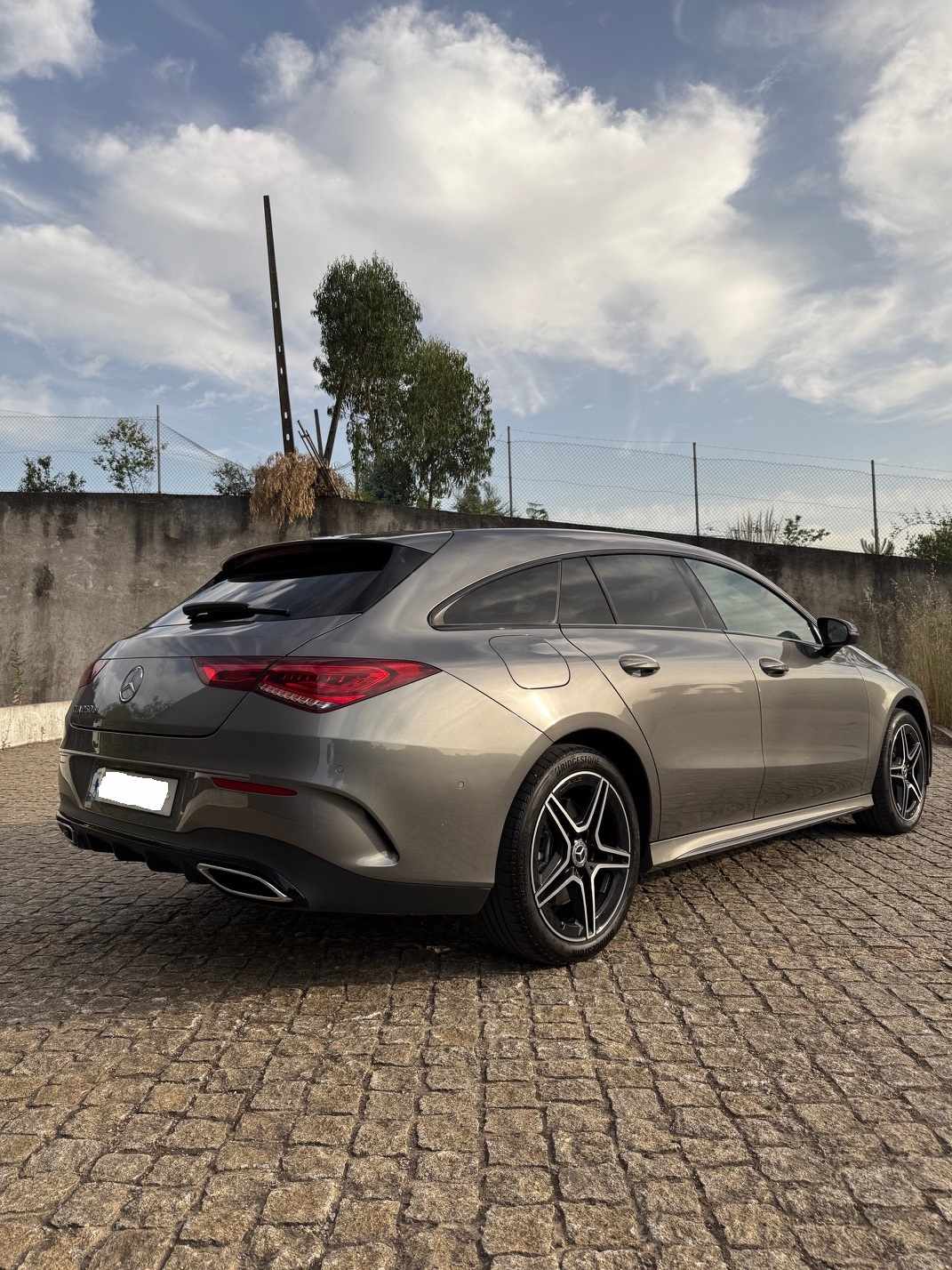 mercedes-benz-cla-250-e-2022-gasolina-1332cc