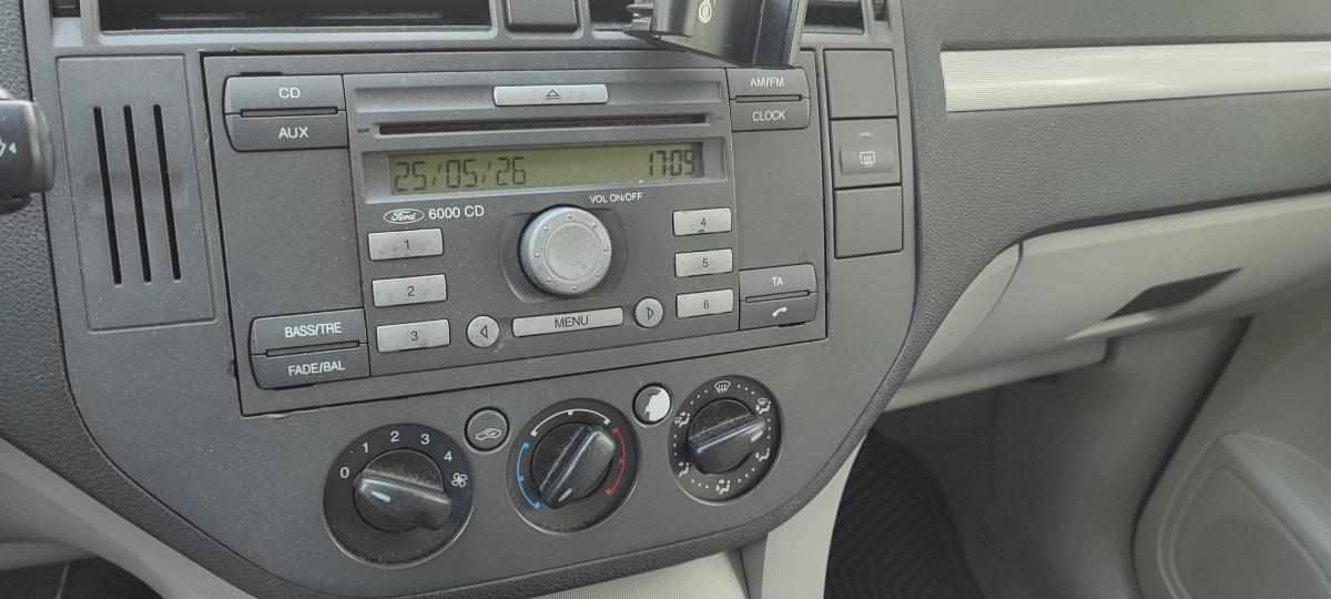 ford-focus-1-6-2004-gasolina-1596cc