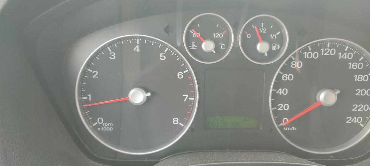 ford-focus-1-6-2004-gasolina-1596cc