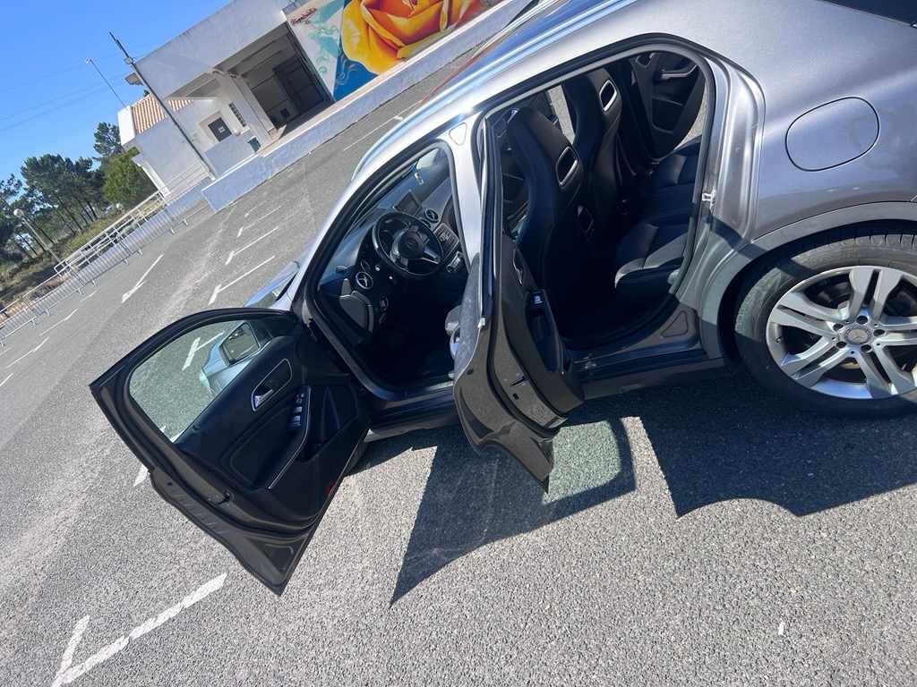 mercedes-benz-gla-200-cdi-2015-diesel-2143cc