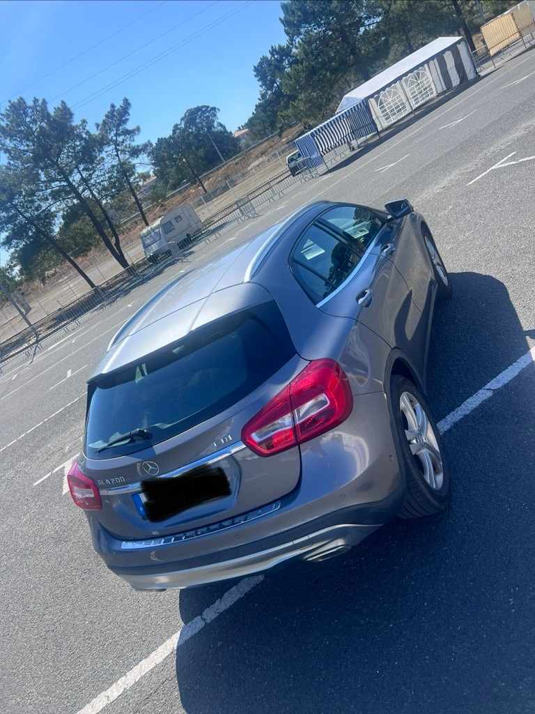 mercedes-benz-gla-200-cdi-2015-diesel-2143cc