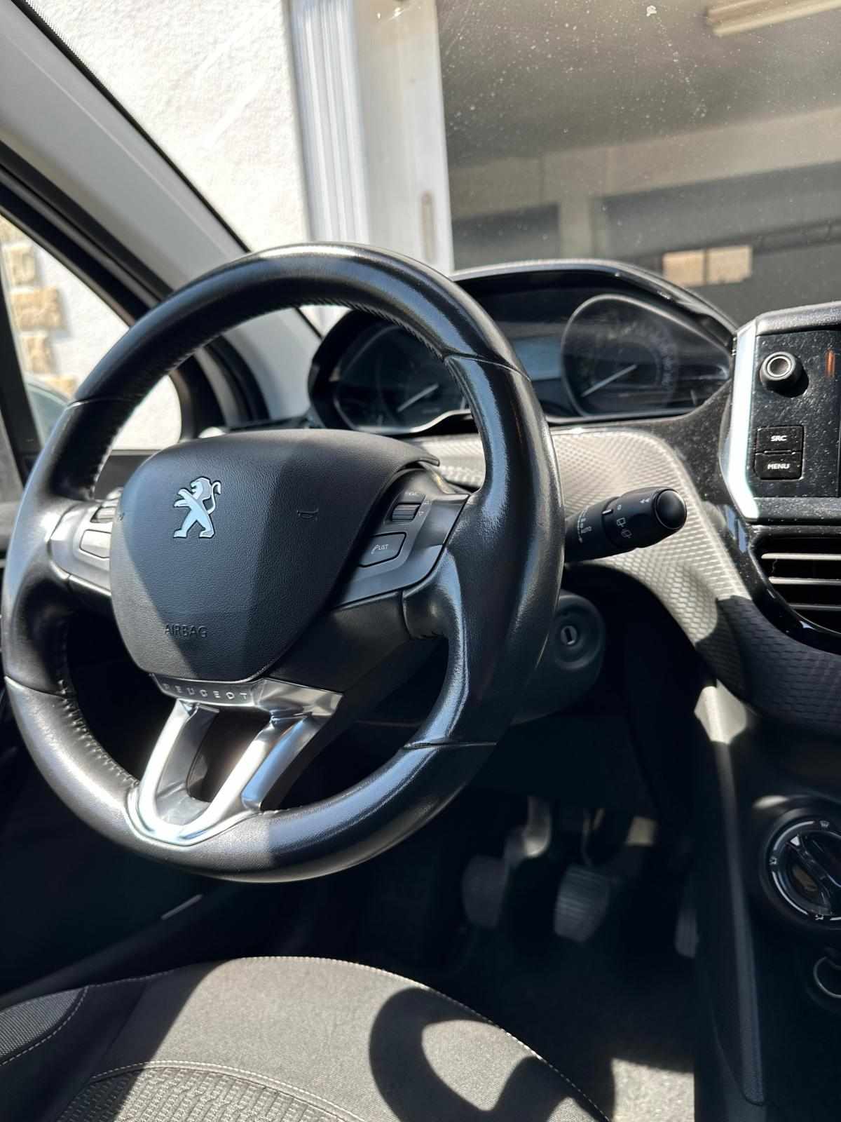peugeot-208-1-6-bluehdi-2016-diesel-1560cc