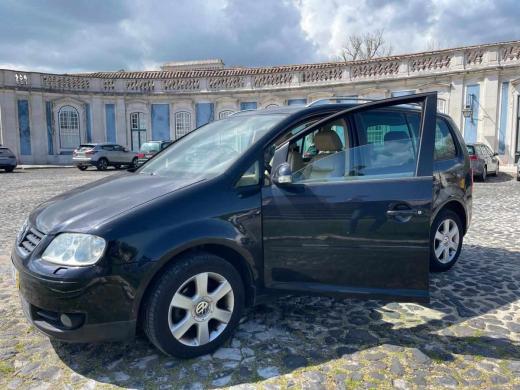volkswagen-touran-2-0-tdi-2005-diesel-1968cc
