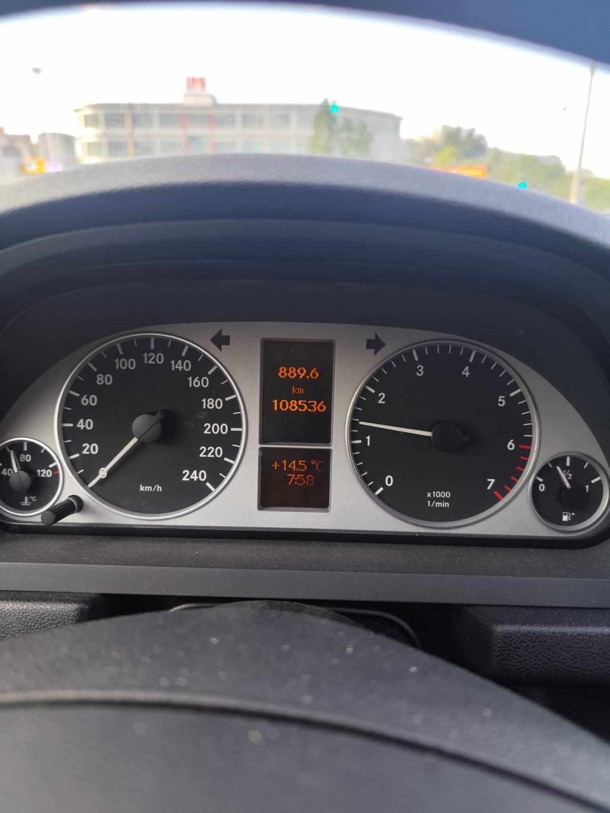 mercedes-benz-classe-b-b-150-2009-gasolina-1498cc