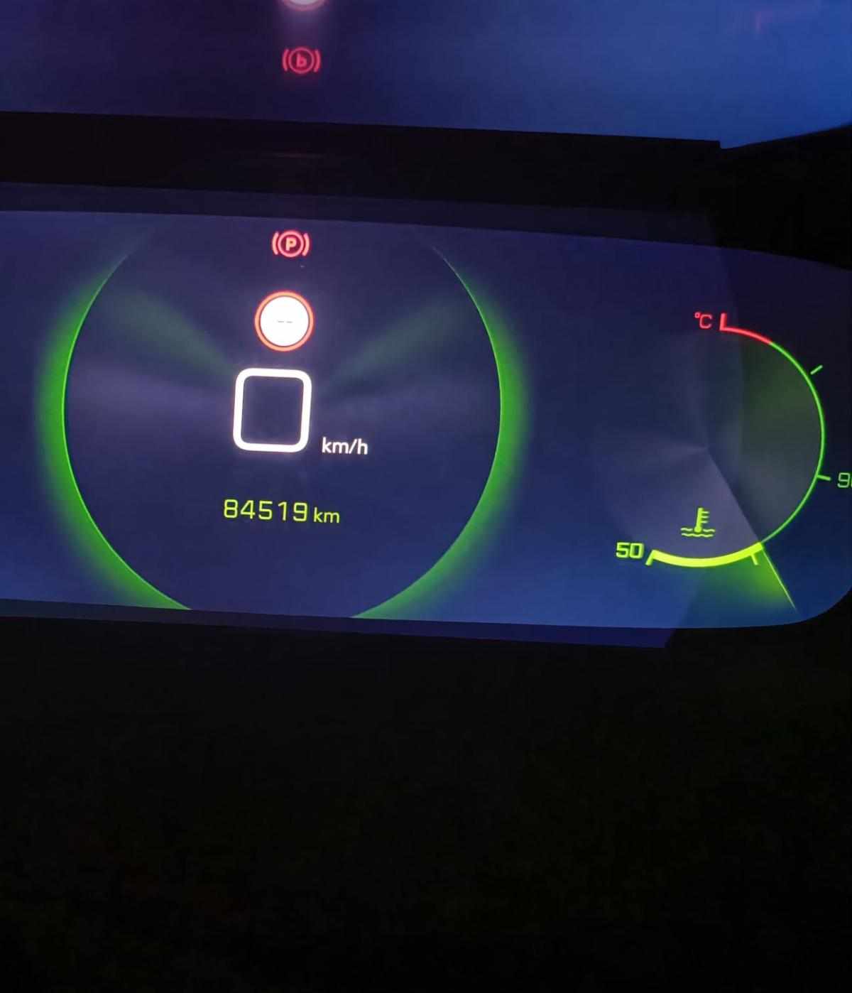 peugeot-2008-1-2-puretech-2021-gasolina-1199cc