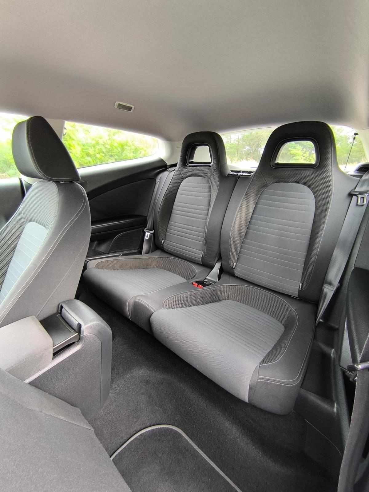 volkswagen-scirocco-2-0-tdi-2010-diesel-1968cc