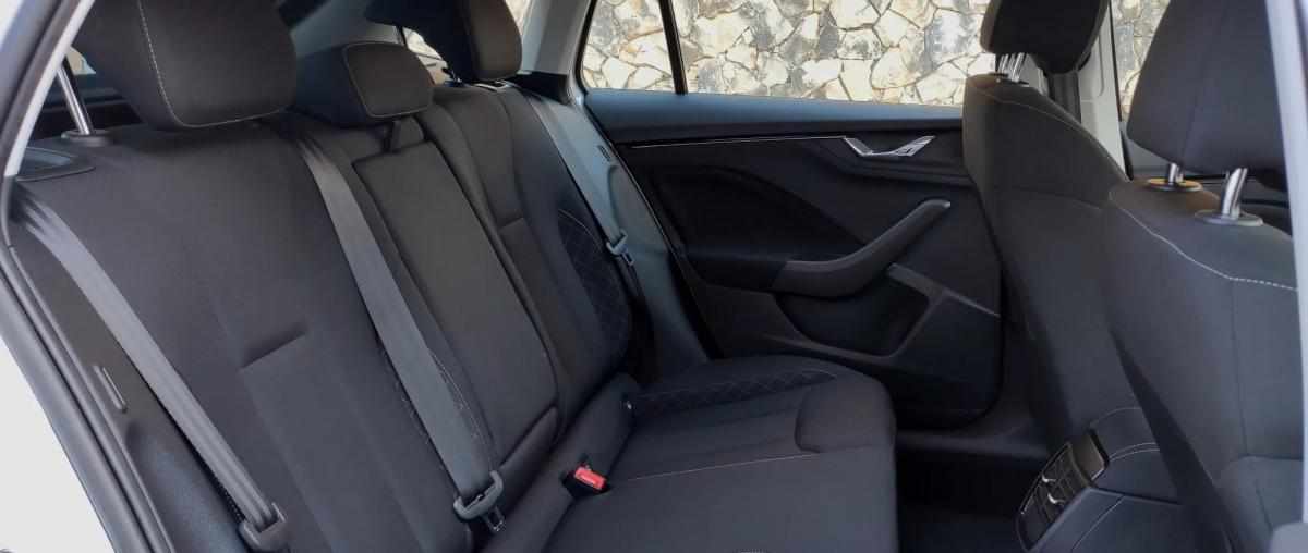 skoda-scala-1-0-tsi-2020-gasolina-999cc