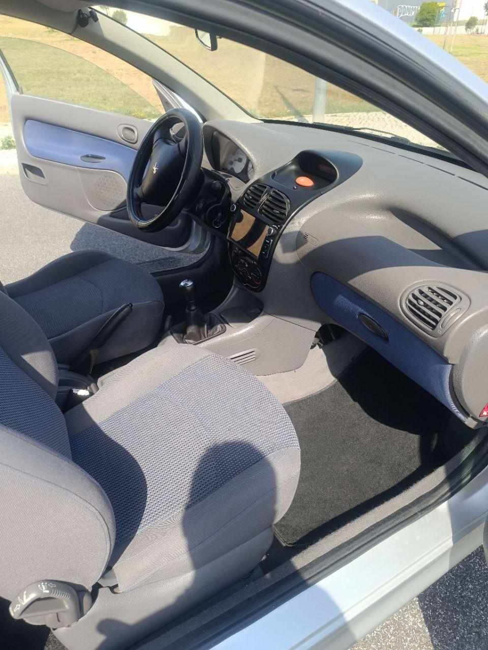 peugeot-206-1-1-2002-gasolina-1124cc